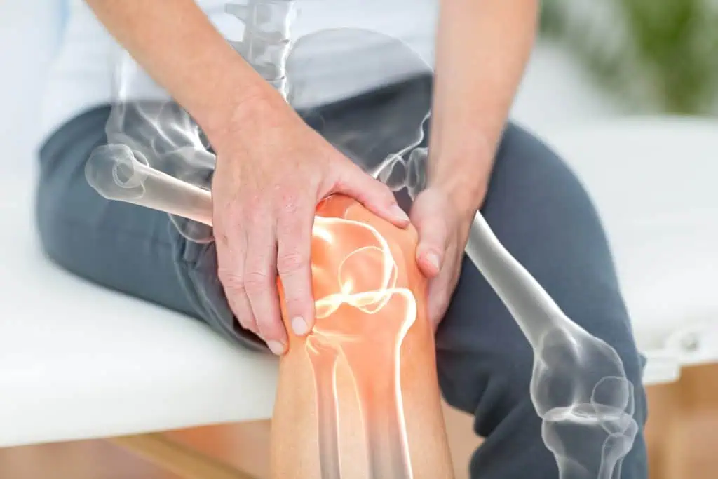 what protein causes joint pain